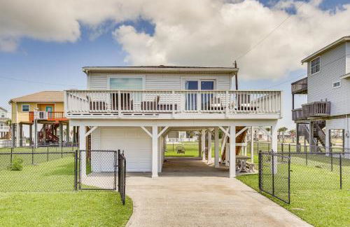 Walk to Terramar Beach! Home with Pool and Dock Access - Photo 33
