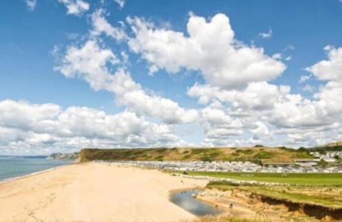 Static Caravan on the Jurassic Coast at Freshwater Beach Holiday Park - Photo 30