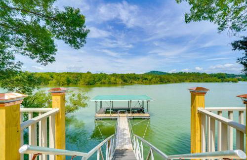 Boat Dock Pet-Friendly Douglas Lake Getaway! - Foto 30