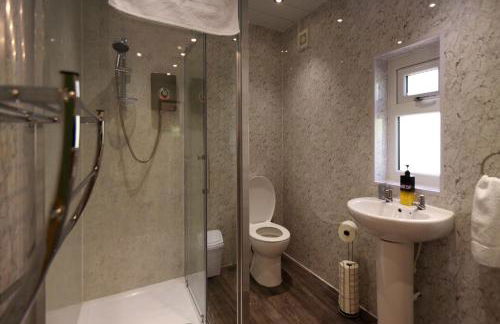 Fun holiday lodges in historic walled garden near Falkirk, Heart of Scotland Holidays - Foto 15