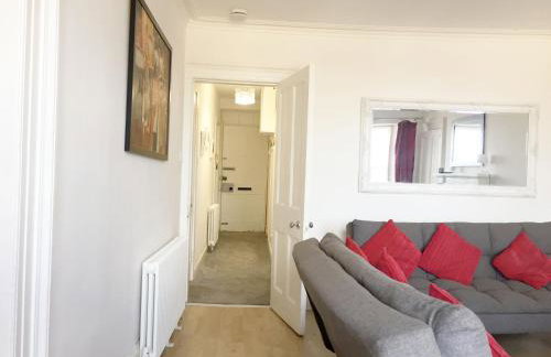 Beautiful 2 Bedroom Dunbar Serviced Apartment - Foto 6