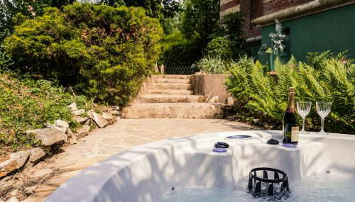 Belle Époque Villa With Hot Tub In Forges-Les-Eaux - Foto 4