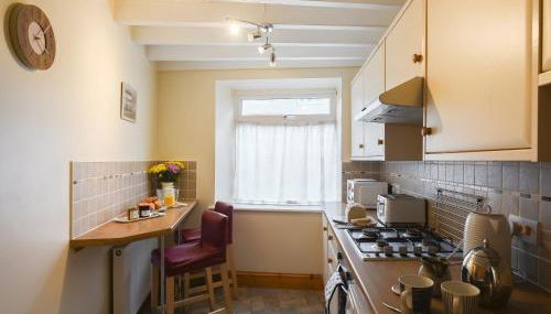 Llys Dedwydd - Foto 5