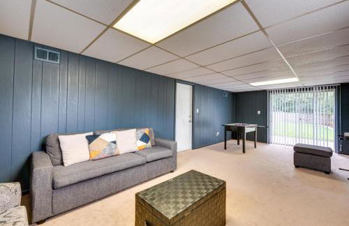 Family Home with Yard - 25 Mi to Downtown Atlanta! - Foto 17