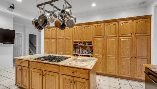 LakeFront | HotTub | Dock | 4BD4.5BA | FreeParking - Foto 3, Other