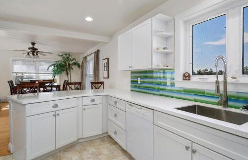 The Baywatch Bungalow - Foto 22