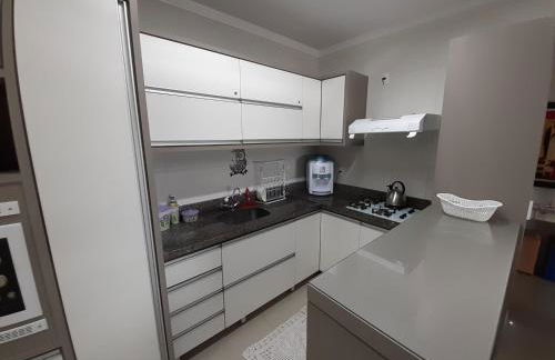 Lindo apto completo a 150m da praia - Foto 9