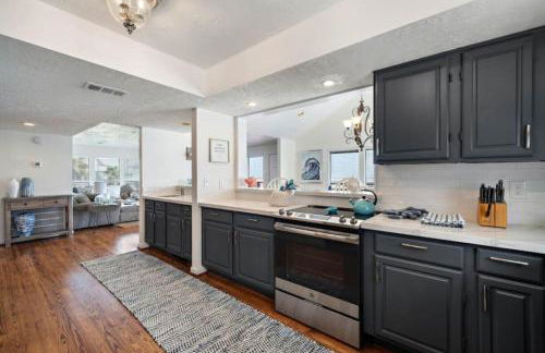 Secluded beachfront house with gorgeous ocean views - Foto 14