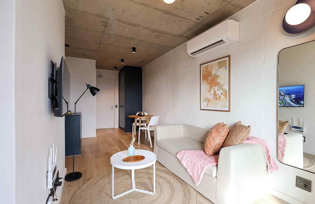 THREE43 on B - Fluent Serviced Apartments - Foto 56