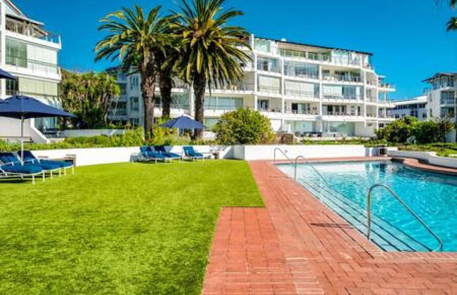 Aqua Views at the Waterclub in Cape Town - Photo 15