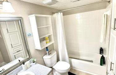 Cozy retreat 1Br 1Ba near hospital and tollway - Foto 12