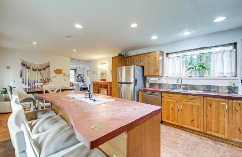 Fire Pit and Mountain Views Outdoorsy PNW Escape - Foto 8