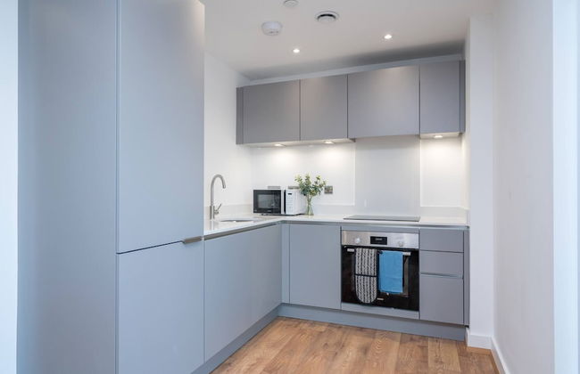 Skyvillion - River View Mins To O2 & London Excel - Photo 25