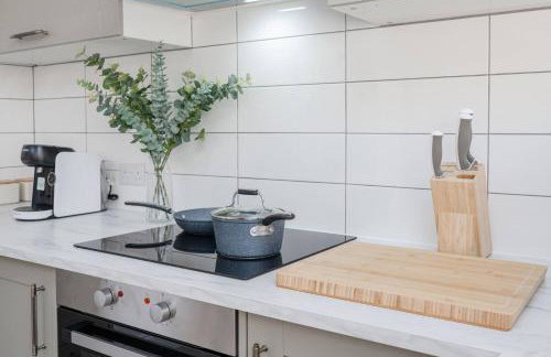 Prime Location - Southwold Gem - Sleeps 8 - Whole Cottage - Photo 15