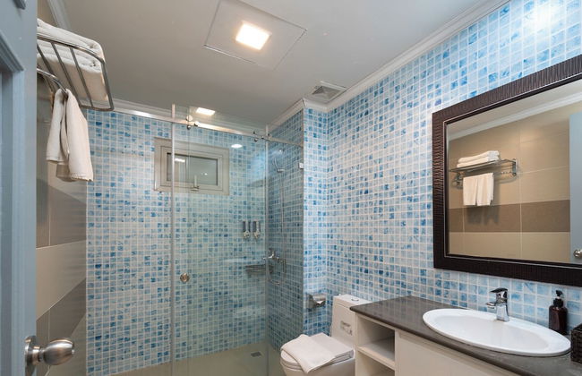 Luxe Paradise Suites Hotel Dich Vong Hau - Foto 70