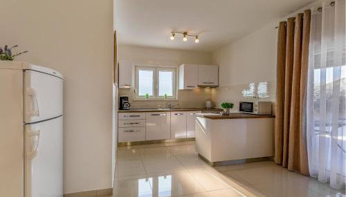 2 Bedroom Stunning Home In Skatari - Foto 4