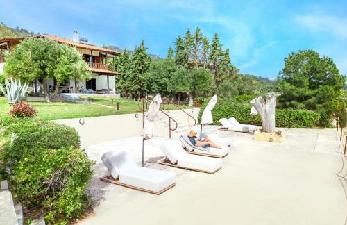 Iconic PRIVE beachfront villa Mola Kaliva - Foto 24