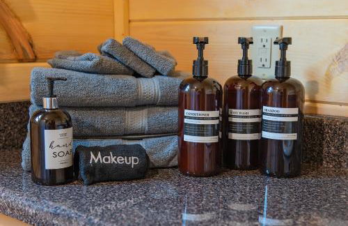 Stefan Cabin Nature-nested Tiny Home Hot Tub - Foto 29