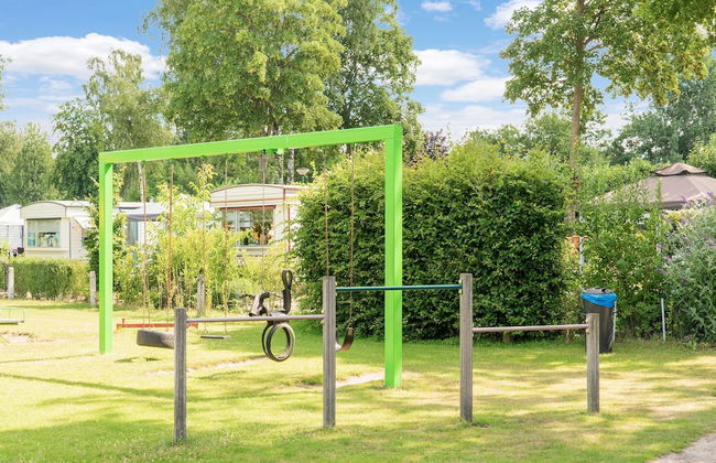 Lovely Wooden Chalet With Garden in Reutum - Photo 29