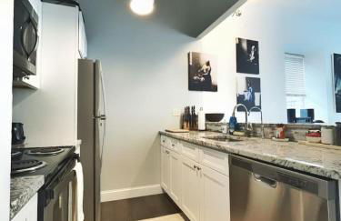 Yale Modern Downtown Chateau - Foto 8