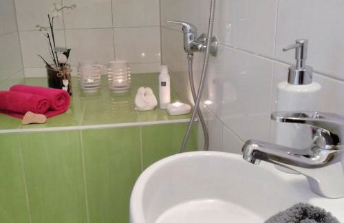 Ferienwohnungen wie im Süden Großostheim - Foto 25