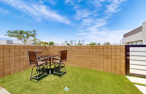 Stunning Modern Home with Mountain Views and Private Pool, Spa and Grill Dog ok - Foto 30