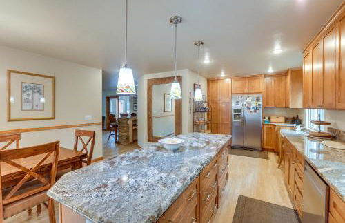 Deck and Beach Access Lake Tahoe Shoreside Retreat! - Foto 13