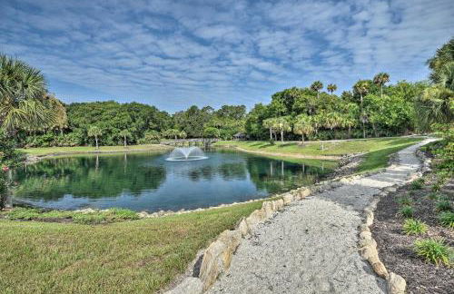 Waterfront Palm Coast Condo with Boat Dock and Pool! - Foto 32