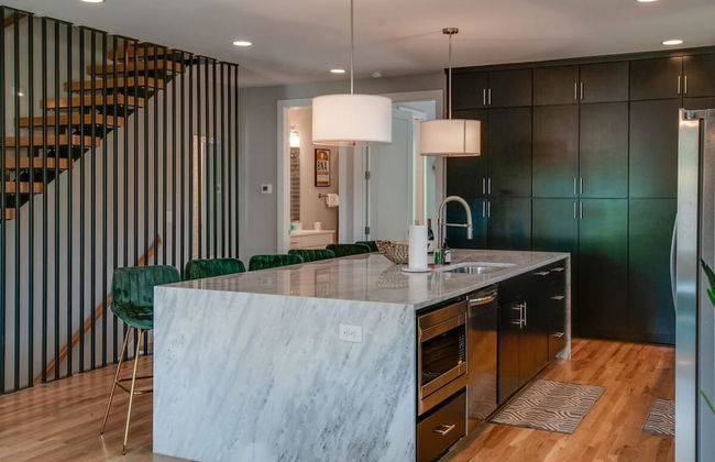 Large Group Lux 3mi Downtown - Rooftop City Views - Photo 21