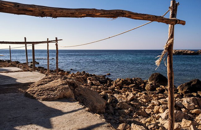 Excursión de senderismo y playa a Cala del Moraig desde Valencia - Foto 7