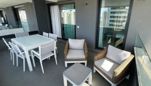 Apartamento de 3 dormitorios, piscina y parking - Photo 4