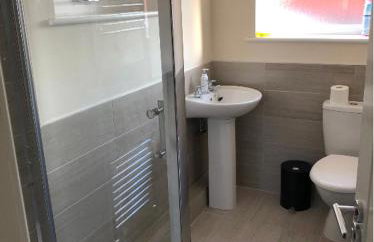 M60 Modern Studio Appartment with free parking - Foto 8