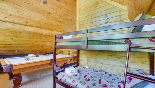 Leconte Views 2 Bedroom Cabin by Heavenly Views Resort - Foto 2, Habitación