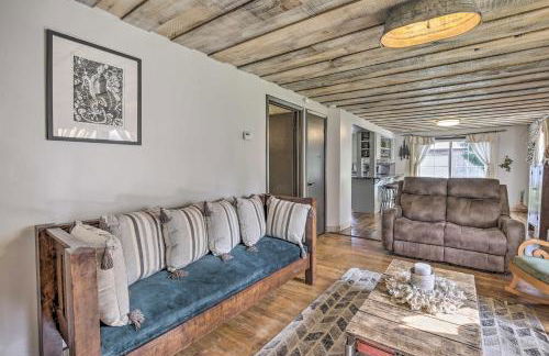 Eclectic Ladysmith Hideaway Hike and Hunt! - Foto 5