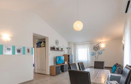 Villa Nora, a private villa with pool minutes from the beach - Foto 2