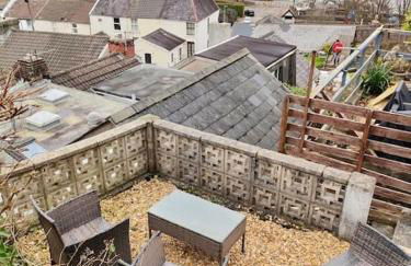 Fishermen's cottage with log burner, 2 bathrooms & sea views from garden terraces - Foto 30