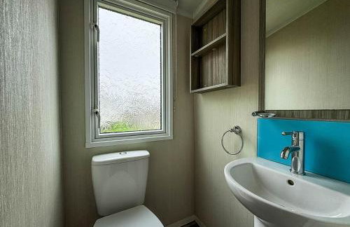 Lovely 8 Berth Caravan In Essex, At Steeple Bay Holiday Park Ref 36059A - Foto 18