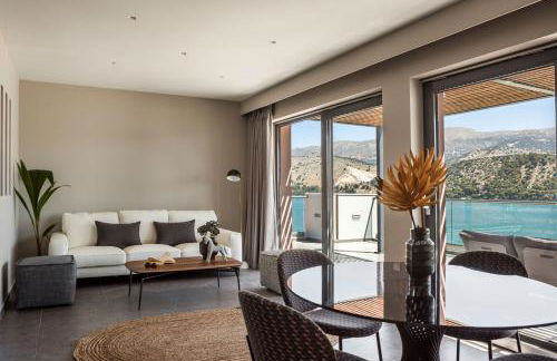 The Twelve Suites collection - Photo 86