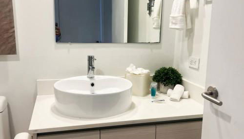 Ocean Air & 2 Cozy Full Beds, Relaxing Beach Studio - Foto 3