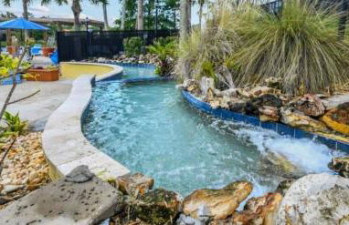 Restful 4BR 3BA with BBQ, Heated Pool & SPA - Foto 26