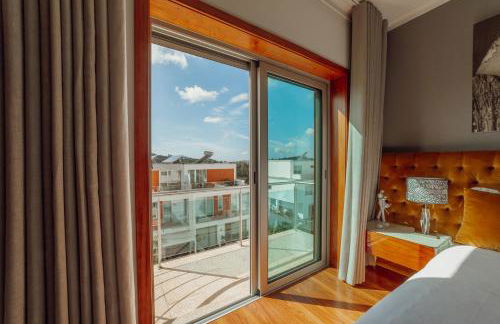 Pool & Cinema Villa by Vacationy - Foto 12