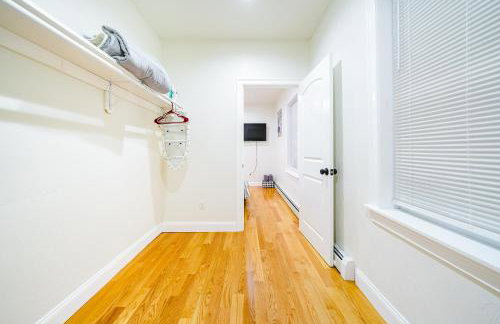 4BR Worcester Family Apt - Spacious Kitchen - Near Parks & Dining - Summer Ready 16-1 - Foto 18