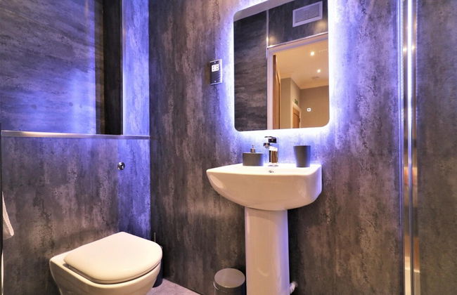 Linden Cottage Room 2 - Airdrie - Photo 20