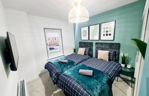 Bright 3BR + Patio - Foto 17