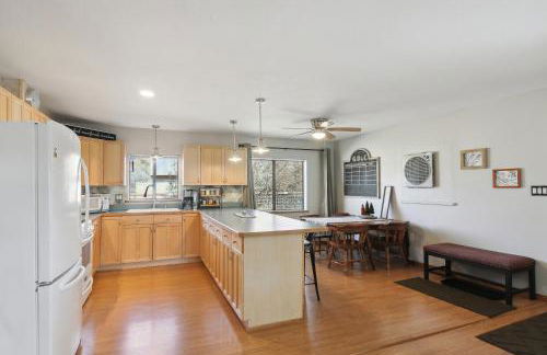 Single Tree Cottage - Walk to Downtown Chama! - Foto 9