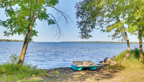 Lake Champlain Retreat with Grill, Fire Pit! - Foto 2