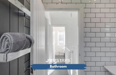 Tipton 3 Bedroom House Garden Sleeps 7 - JRR Stays - Foto 37