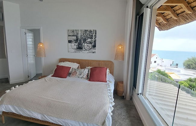 Luxury beachfront villa with private pool and cozy Pavillon with private jacuzzi on rooftop terrace - Photo 16