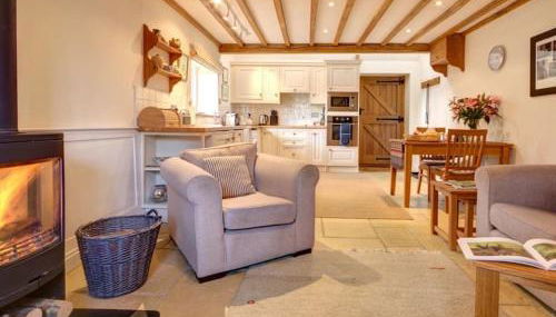 Boddingtons Barn @ Norton Grounds - Photo 1