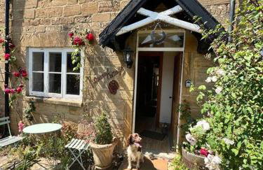 Spaniel Cottage with views of Ham hill, Stoke sub Hamdon - Photo 18